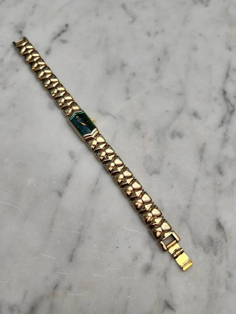 Vintage 90s Citizen Elegance 5421 Women Green Dial Gold-Tone Hexagon Watch 7.25